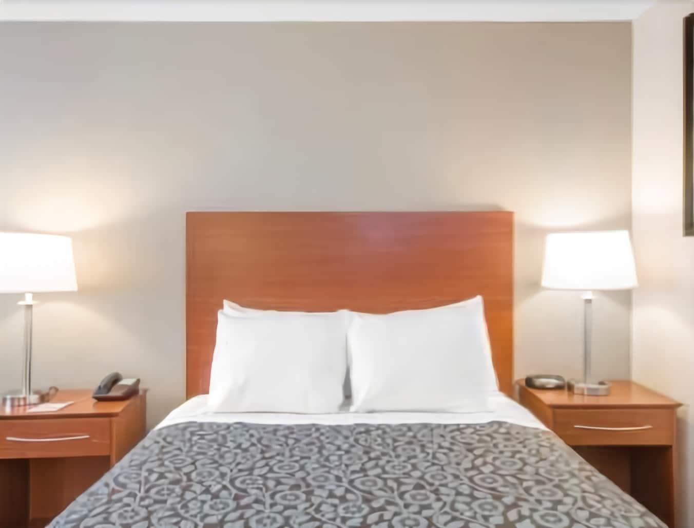 Days Inn By Wyndham Wilmington / University Eksteriør billede