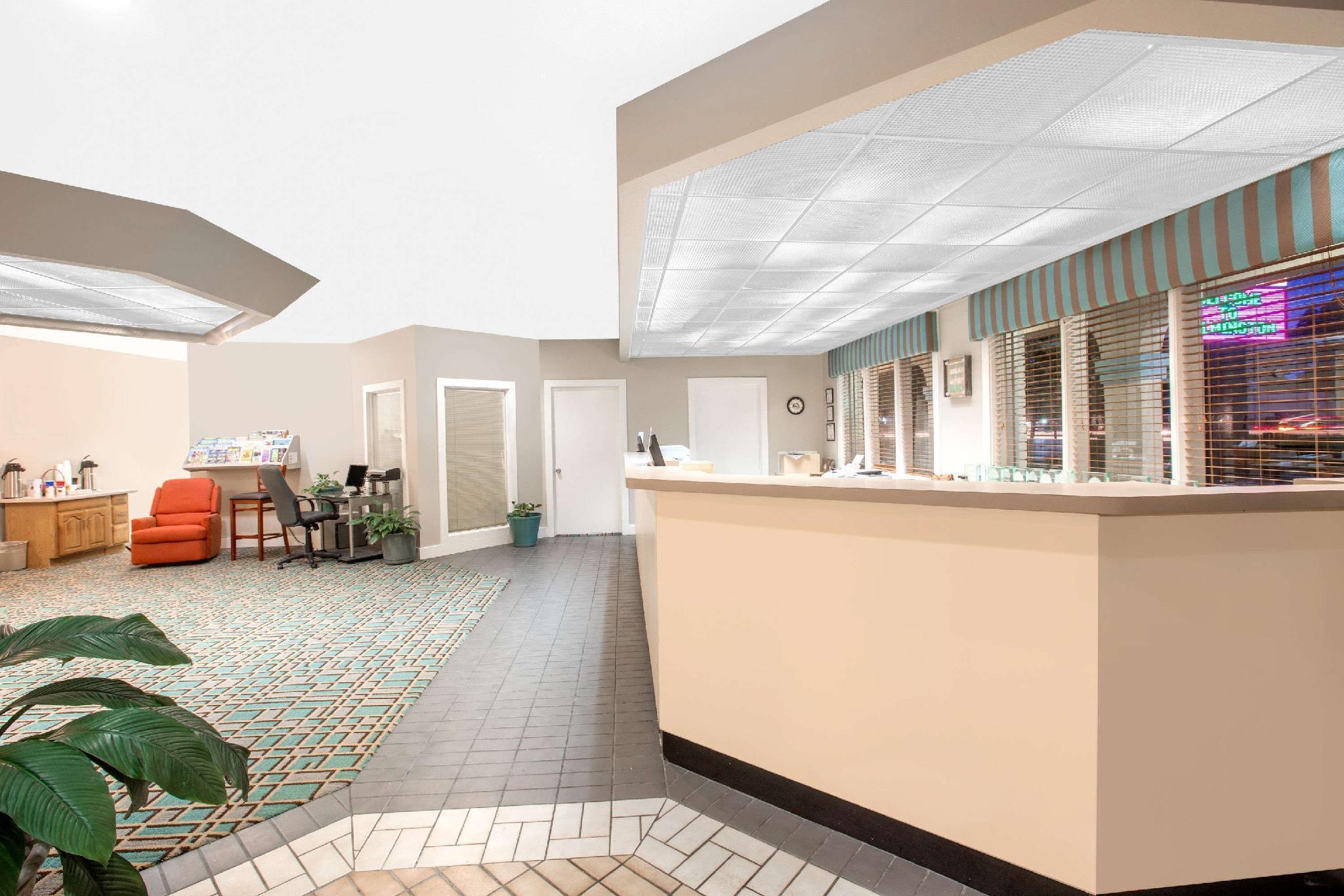 Days Inn By Wyndham Wilmington / University Eksteriør billede